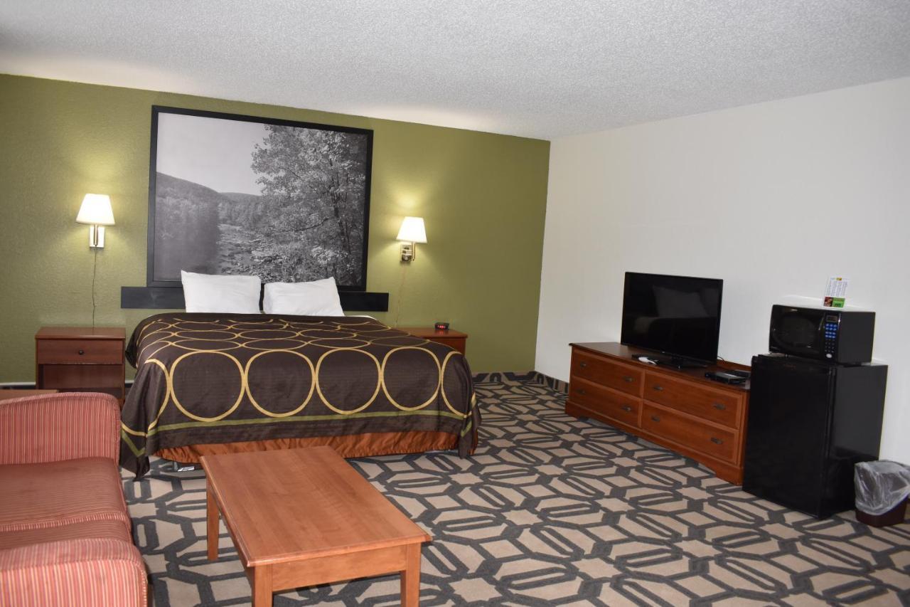 Super 8 By Wyndham La Vale/Cumberland Area Motel Exterior photo